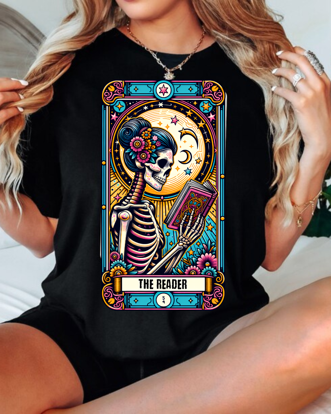 The Reader Tarot Card T-shirt