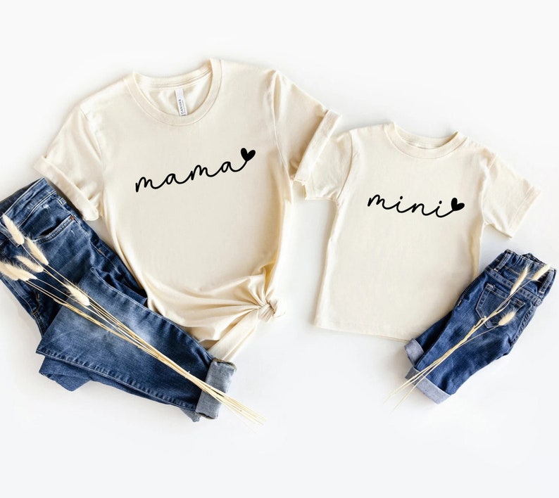 Minimalistic Mini youth T-shirt